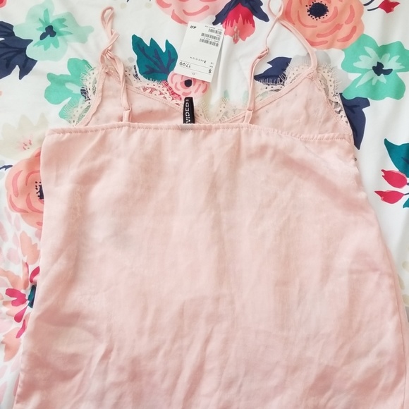 H&M Camisole Top - Picture 3 of 3